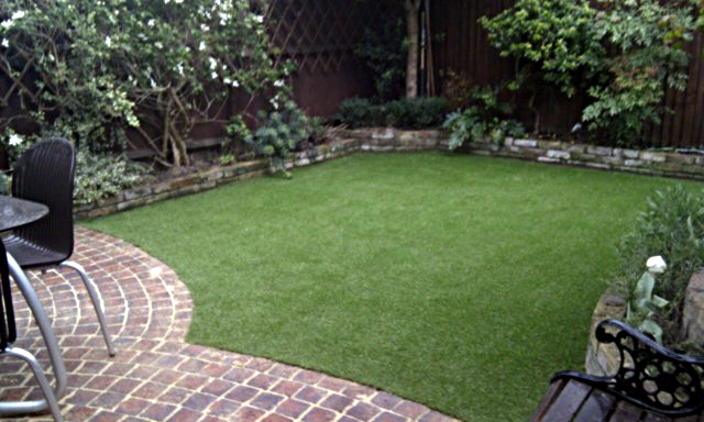 fake-grass-lawn-easy-low-maintenance-garden-small-courtyard-patio.jpg