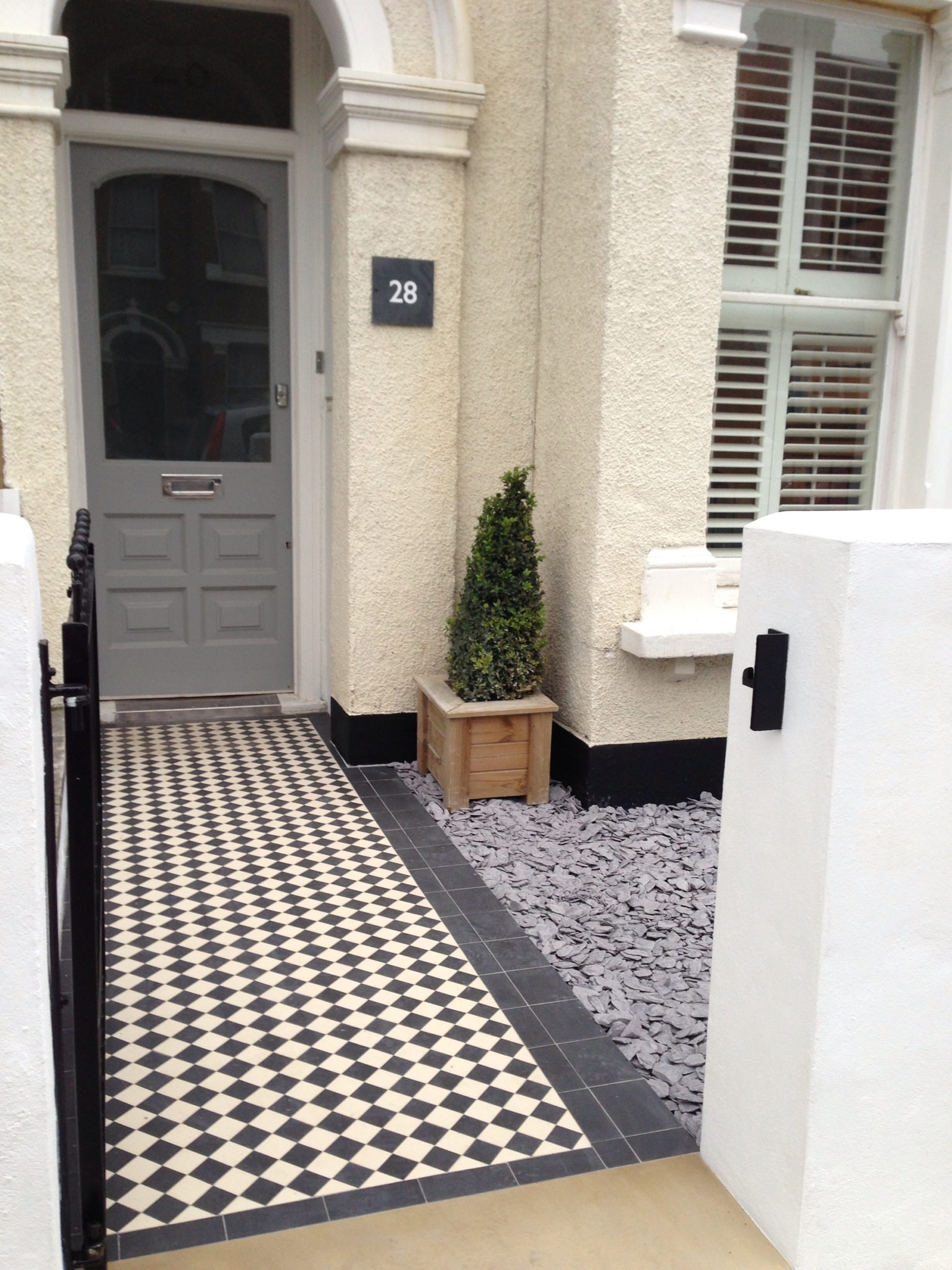 black and white victorian mosaic tile path dulwich london