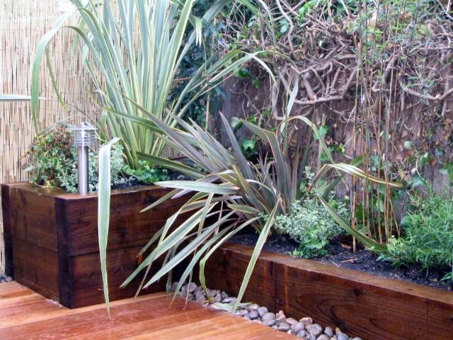 london decking deck builders installers hardwood softwood garden design (62)