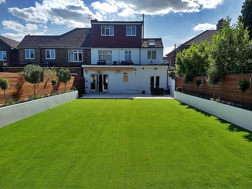 Render raised bed walls porcelain paving artificial grass modern simple